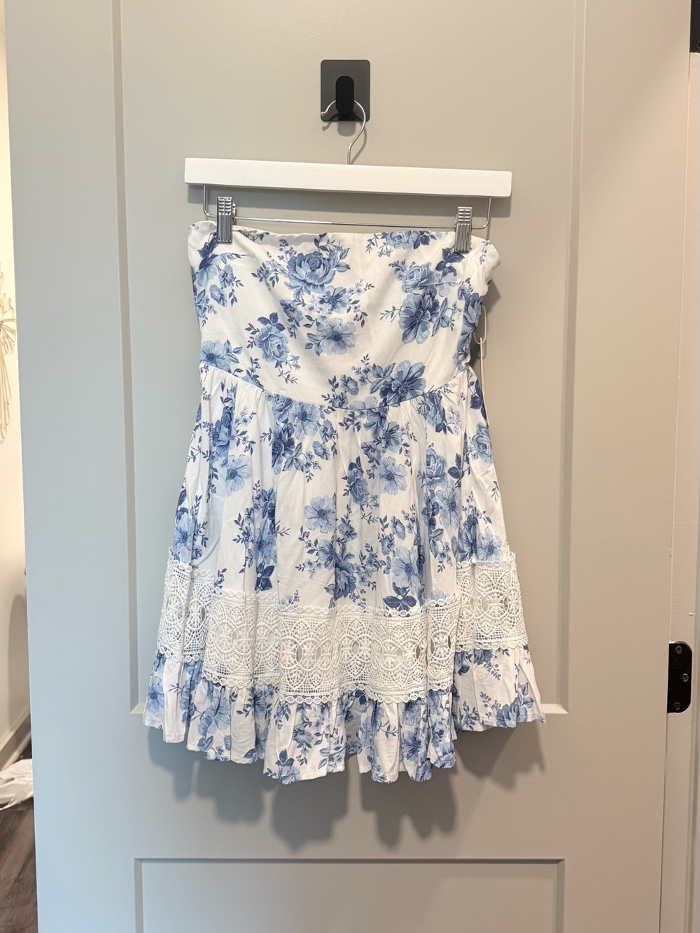 Altar'd State Blue Floral Strapless Corset Back Lace Mini Dress NWT